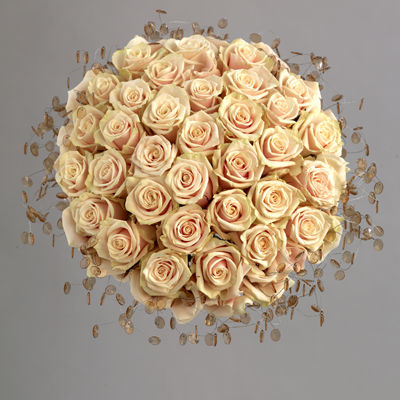 brudebukett_roser_fersken[1]